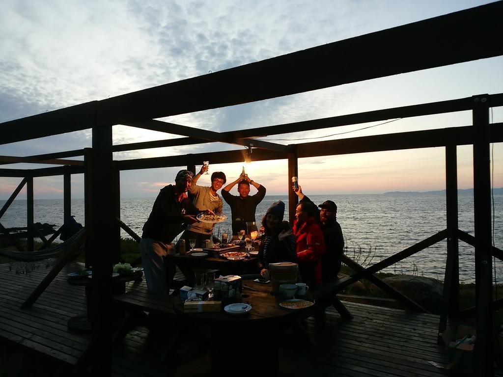 Amakusa West Coast Backpackers Fu-Raibou Hostel Екстериор снимка